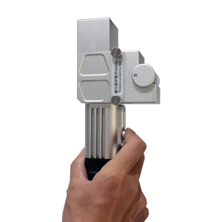 Continuous Laser Cleaning Head